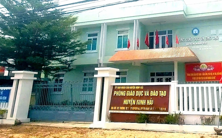 Phụ huynh thắc mắc dã ngoại vào thứ Sáu thay vì thứ Bảy, nhà trường giải thích sao?