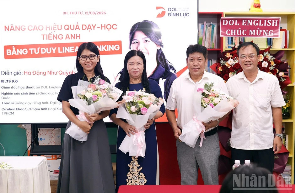 Phường Hòa Hưng tăng cường đổi mới tư duy dạy và học cho giáo viên tiếng Anh Phường Hòa Hưng tăng cường đổi mới tư duy dạy và học cho giáo viên tiếng Anh