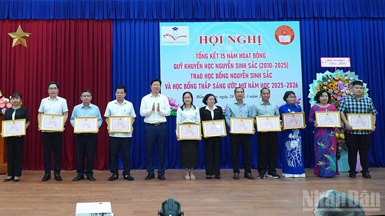 Quỹ Khuyến học Nguyễn Sinh Sắc vận động, tiếp nhận 152 tỷ đồng
