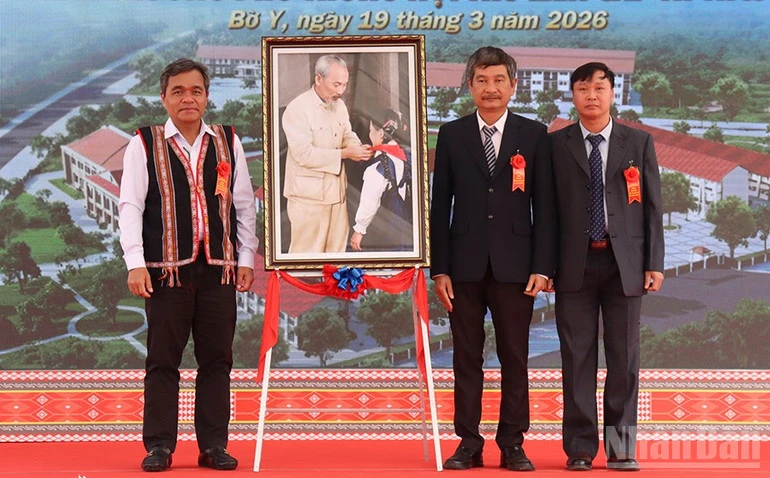 Quảng Ngãi đồng loạt khởi công, động thổ xây dựng 5 trường phổ thông nội trú liên cấp ở các xã biên giới Quảng Ngãi đồng loạt khởi công, động thổ xây dựng 5 trường phổ thông nội trú liên cấp ở các xã biên giới