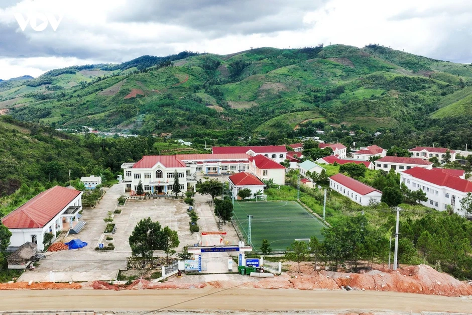 Quảng Ngãi sắp xếp, sáp nhập trường học không để ảnh hưởng đến học sinh Quảng Ngãi sắp xếp, sáp nhập trường học không để ảnh hưởng đến học sinh