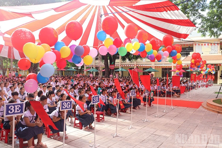 Quảng Ngãi yêu cầu không để thiếu giáo viên, điều kiện thiết yếu trong năm học mới 2026-2027 Quảng Ngãi yêu cầu không để thiếu giáo viên, điều kiện thiết yếu trong năm học mới 2026-2027