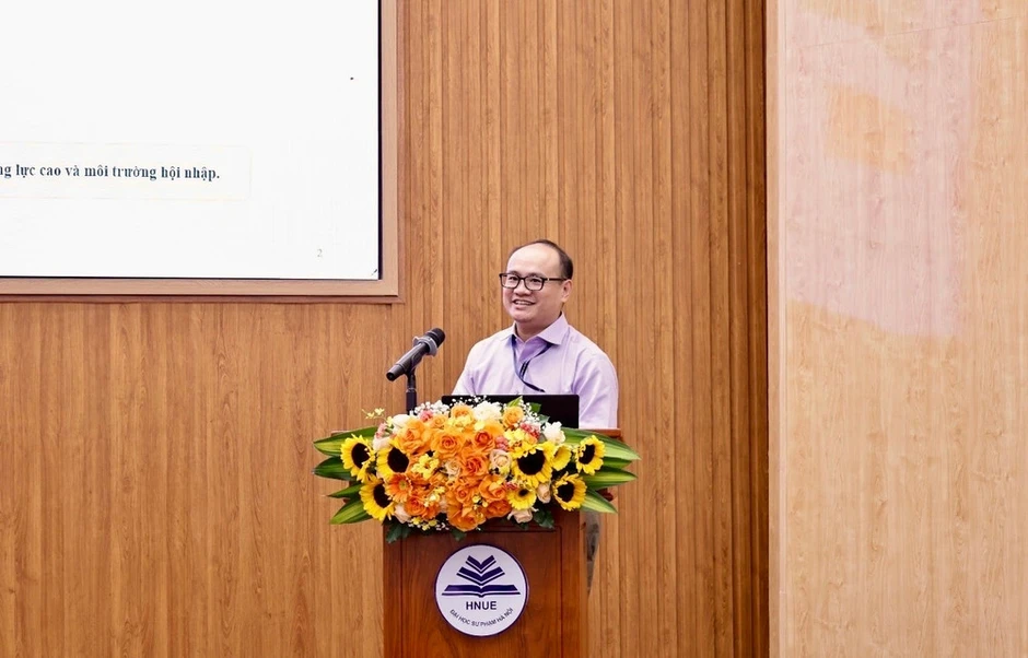 Ra mắt Hệ sinh thái trường học sử dụng tiếng Anh như ngôn ngữ thứ 2 Ra mắt Hệ sinh thái trường học sử dụng tiếng Anh như ngôn ngữ thứ 2
