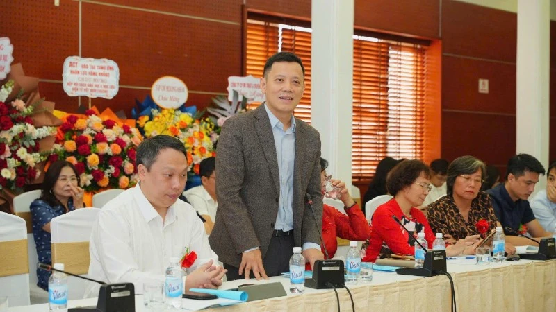 Ra mắt Hiệp hội Sách giáo dục và học liệu điện tử Việt Nam Ra mắt Hiệp hội Sách giáo dục và học liệu điện tử Việt Nam