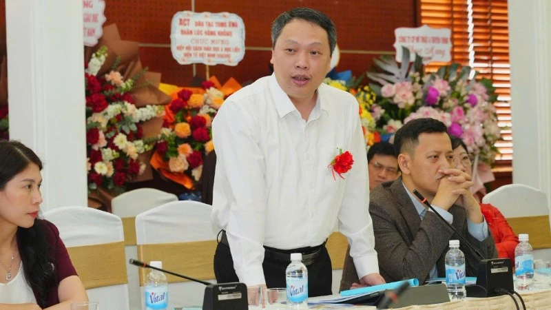 Ra mắt Hiệp hội Sách giáo dục và học liệu điện tử Việt Nam Ra mắt Hiệp hội Sách giáo dục và học liệu điện tử Việt Nam