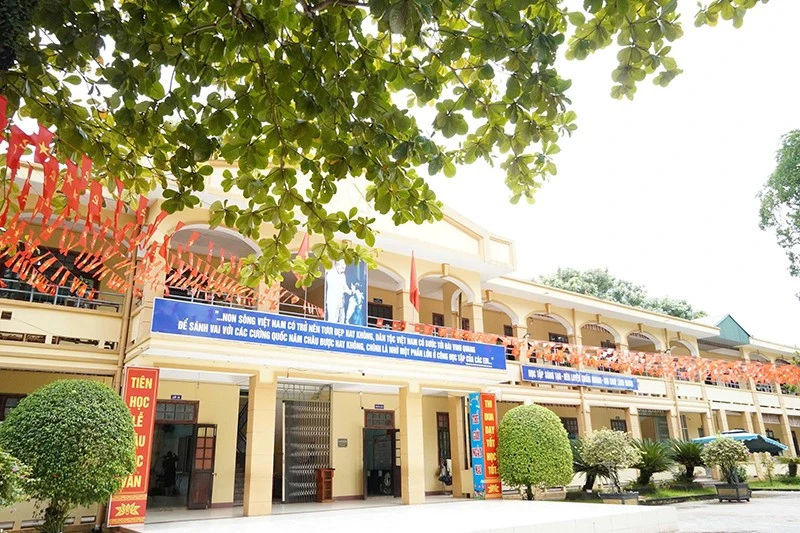 Rõ người, rõ việc, rõ trách nhiệm trong sắp xếp mạng lưới trường học ở Vĩnh Linh Rõ người, rõ việc, rõ trách nhiệm trong sắp xếp mạng lưới trường học ở Vĩnh Linh
