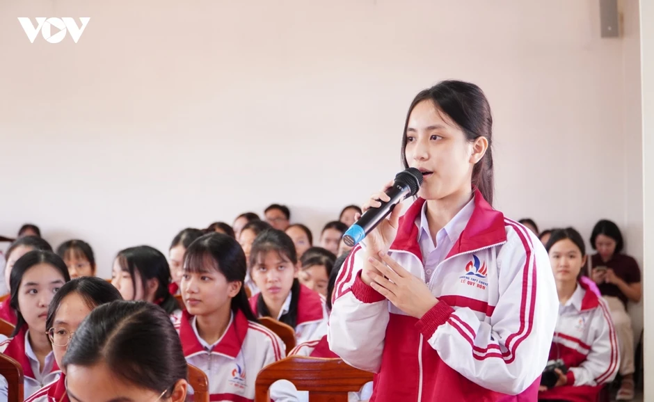 Sẵn sàng dành học bổng cho học sinh, sinh viên Việt Nam sang Cuba học tập Sẵn sàng dành học bổng cho học sinh, sinh viên Việt Nam sang Cuba học tập
