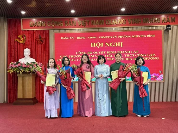 Sắp xếp trường công lập: Tinh gọn đầu mối, nâng cao chất lượng giáo dục Sắp xếp trường công lập: Tinh gọn đầu mối, nâng cao chất lượng giáo dục