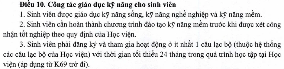 Sau phản ứng của sinh viên, trường dừng yêu cầu tham gia CLB ít nhất 24 tháng