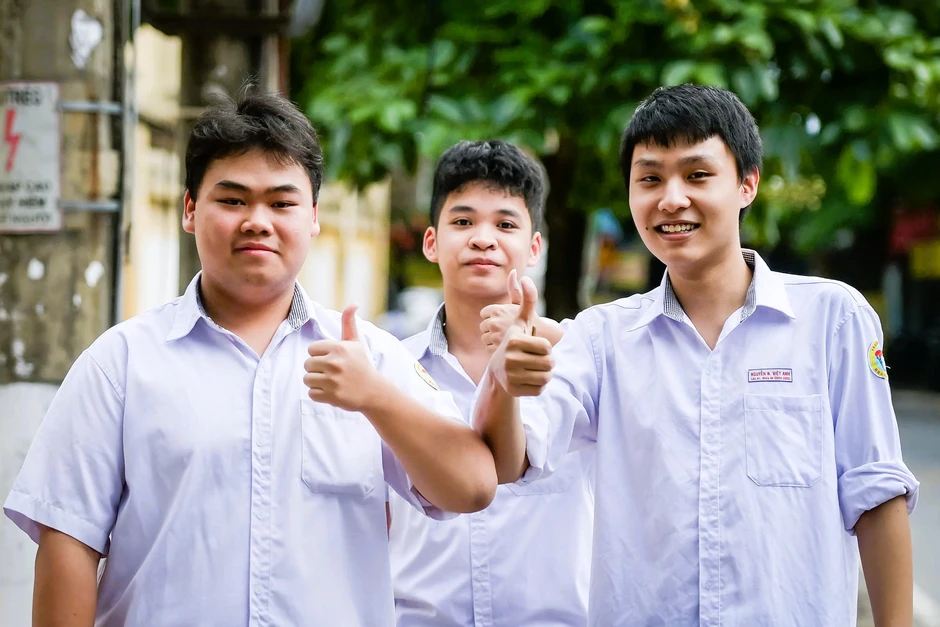 Sẽ cộng điểm 3 môn thi tốt nghiệp THPT để chọn 30% sinh viên nhận học bổng STEM Sẽ cộng điểm 3 môn thi tốt nghiệp THPT để chọn 30% sinh viên nhận học bổng STEM