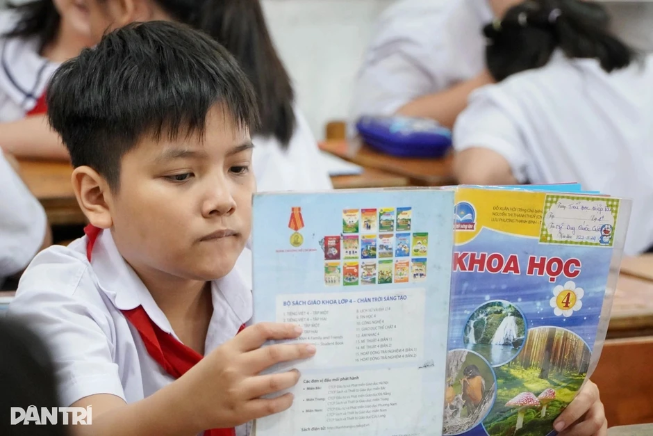 Sẽ giảm giá sách giáo khoa khoảng 13% năm học 2026 Sẽ giảm giá sách giáo khoa khoảng 13% năm học 2026