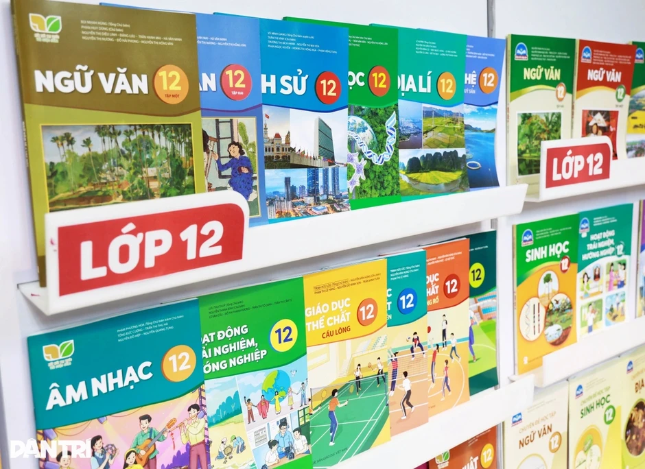 Sẽ giảm giá sách giáo khoa khoảng 13% năm học 2026 Sẽ giảm giá sách giáo khoa khoảng 13% năm học 2026