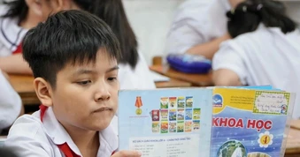 Sẽ giảm giá sách giáo khoa khoảng 13% năm học 2026