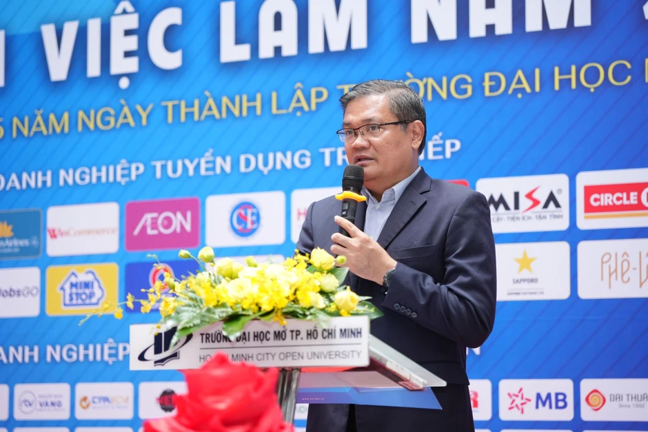 Sinh viên cần lựa chọn kênh uy tín để tránh “bẫy lừa” tuyển dụng Sinh viên cần lựa chọn kênh uy tín để tránh “bẫy lừa” tuyển dụng