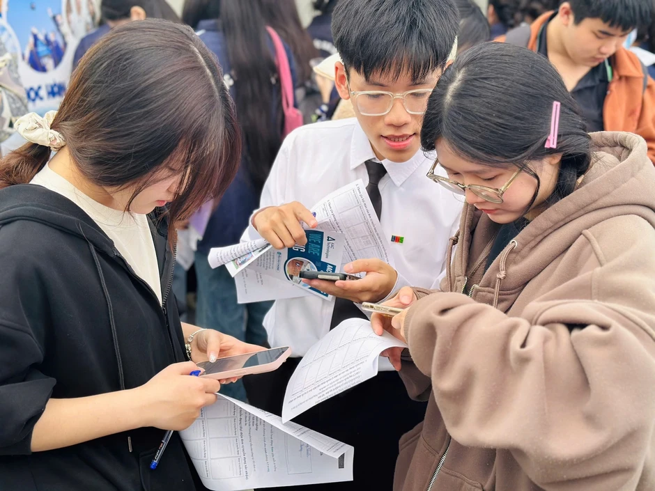 Sinh viên giỏi ngoại ngữ ra trường sẽ làm gì? Sinh viên giỏi ngoại ngữ ra trường sẽ làm gì?