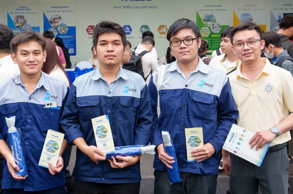 Sinh viên kỹ thuật chưa tốt nghiệp đã 'đắt như tôm tươi' Sinh viên kỹ thuật chưa tốt nghiệp đã 'đắt như tôm tươi'