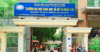 Sinh viên "tố" phải đóng 15 triệu mới được nhận bằng, nhà trường nói gì?
