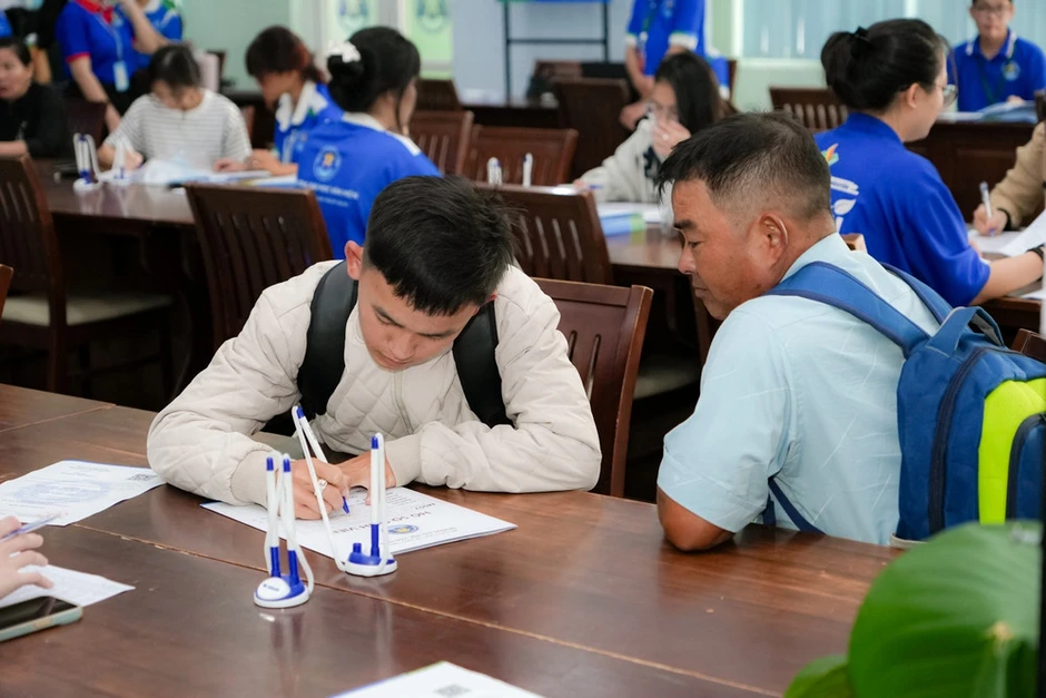 Sinh viên thực tập có lương ngay từ năm thứ hai Sinh viên thực tập có lương ngay từ năm thứ hai