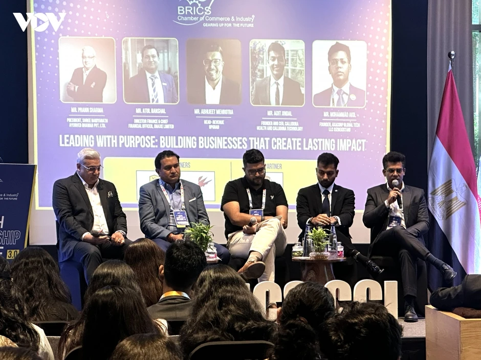 Sinh viên Việt Nam tại Ấn Độ tham gia Đối thoại Lãnh đạo trẻ BRICS 3.0 Sinh viên Việt Nam tại Ấn Độ tham gia Đối thoại Lãnh đạo trẻ BRICS 3.0