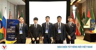 Sinh viên Việt Nam tại Ấn Độ tham gia Đối thoại Lãnh đạo trẻ BRICS 3.0