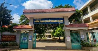 Sở GD&ĐT phản hồi vụ trường "xin" biết lý do bị hạ thi đua, cắt khen thưởng
