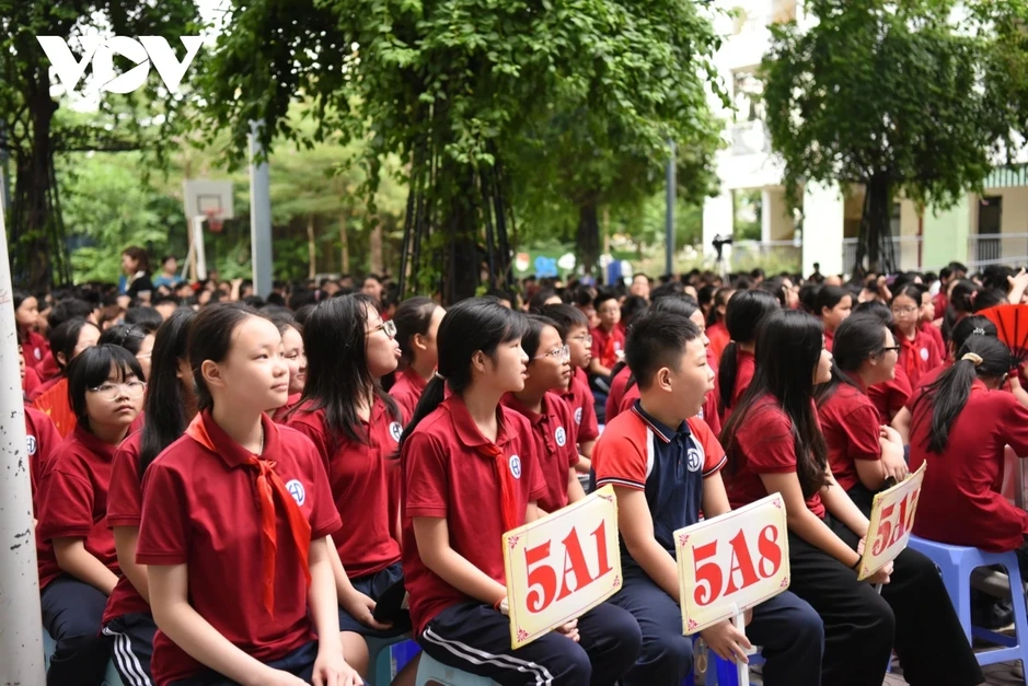 Sở GD-ĐT Hà Nội yêu cầu không khảo sát để xếp lớp, không dạy thêm dịp hè