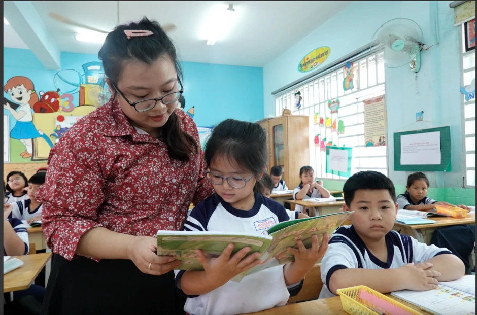Sở GD-ĐT TP.HCM nêu yêu cầu liên quan đến sách giáo khoa Sở GD-ĐT TP.HCM nêu yêu cầu liên quan đến sách giáo khoa