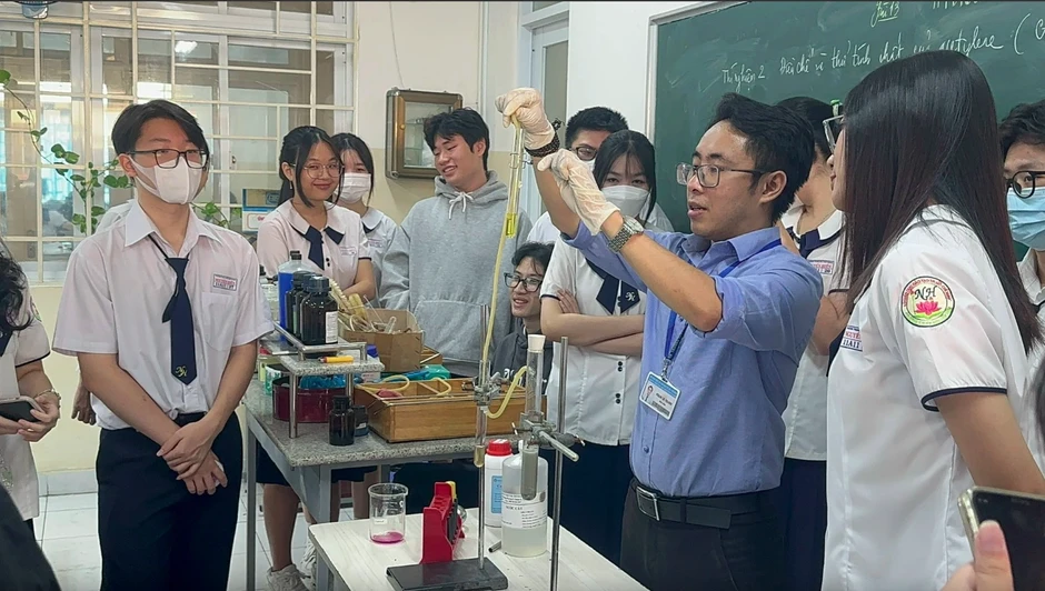 Sở GD-ĐT TP.HCM nêu yêu cầu liên quan đến sách giáo khoa Sở GD-ĐT TP.HCM nêu yêu cầu liên quan đến sách giáo khoa