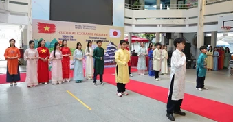Sở GD-ĐT TP.HCM: Tránh hội nhập quốc tế vì mục tiêu không phục vụ giáo dục