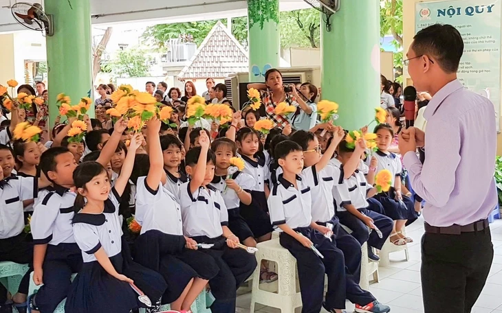 Sở Giáo dục TP.HCM giải đáp hàng loạt thắc mắc về tuyển sinh đầu cấp Sở Giáo dục TP.HCM giải đáp hàng loạt thắc mắc về tuyển sinh đầu cấp