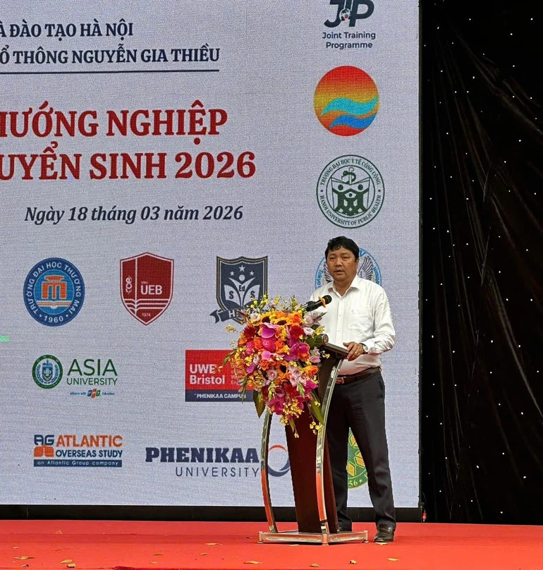 Sôi nổi Ngày hội hướng nghiệp và tư vấn tuyển sinh năm 2026 Sôi nổi Ngày hội hướng nghiệp và tư vấn tuyển sinh năm 2026