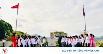 Sơn La thí điểm dạy và học tiếng Lào trong các trường học vùng biên giới