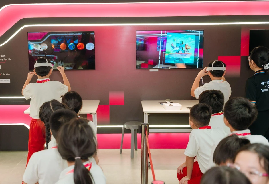 STEM TOWN - Kết nối khoa học công nghệ với giáo dục trải nghiệm cho học sinh STEM TOWN - Kết nối khoa học công nghệ với giáo dục trải nghiệm cho học sinh