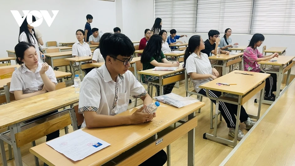 Sửa thông tư 29: Không cấm dạy thêm, tăng kiểm soát tiêu cực Sửa thông tư 29: Không cấm dạy thêm, tăng kiểm soát tiêu cực