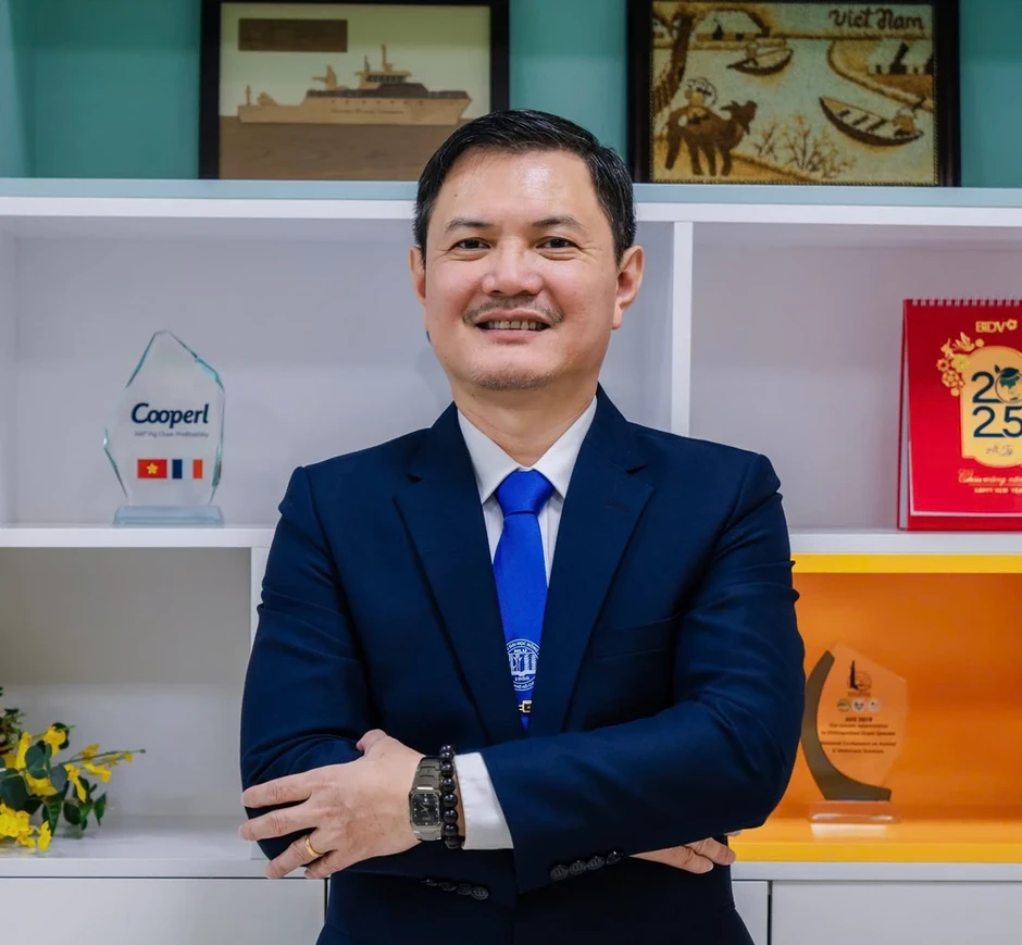 Tái bổ nhiệm PGS.TS Nguyễn Tất Toàn làm Hiệu trưởng Trường ĐH Nông Lâm TP.HCM
