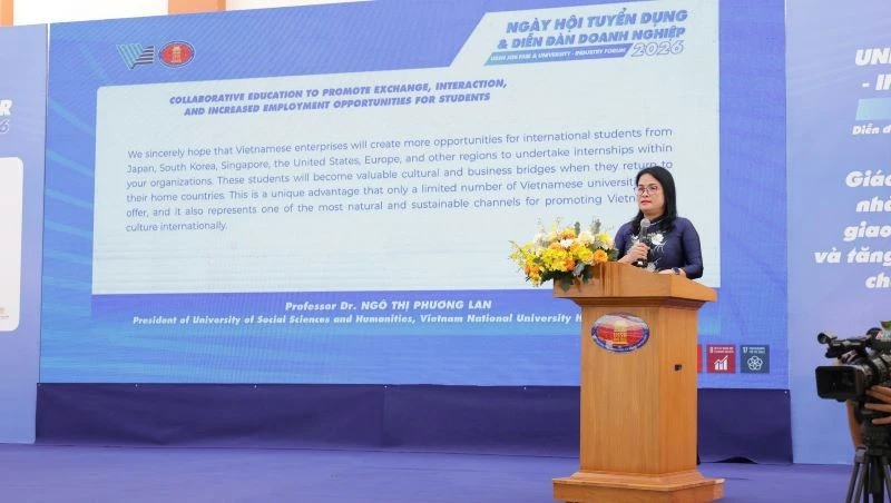 Tăng cường kết nối giữa nhà trường-doanh nghiệp và sinh viên Tăng cường kết nối giữa nhà trường-doanh nghiệp và sinh viên