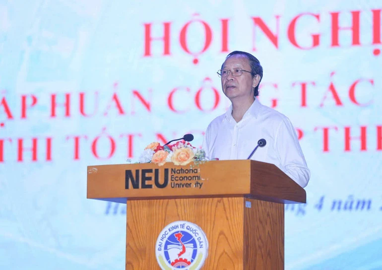 Tăng cường phân cấp, phân quyền trong tổ chức kỳ thi tốt nghiệp trung học phổ thông Tăng cường phân cấp, phân quyền trong tổ chức kỳ thi tốt nghiệp trung học phổ thông