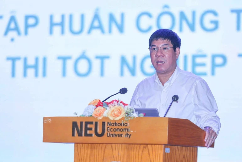 Tăng cường phân cấp, phân quyền trong tổ chức kỳ thi tốt nghiệp trung học phổ thông Tăng cường phân cấp, phân quyền trong tổ chức kỳ thi tốt nghiệp trung học phổ thông