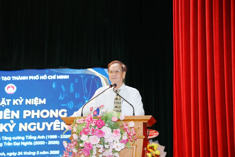 Tăng cường tiếng Anh có liên hệ gì với sự ra đời Trường THPT chuyên Trần Đại Nghĩa? Tăng cường tiếng Anh có liên hệ gì với sự ra đời Trường THPT chuyên Trần Đại Nghĩa?