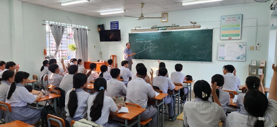 Tăng, giảm chỉ tiêu tuyển sinh lớp 10 TP.HCM năm 2026 ở các trường ra sao? Tăng, giảm chỉ tiêu tuyển sinh lớp 10 TP.HCM năm 2026 ở các trường ra sao?