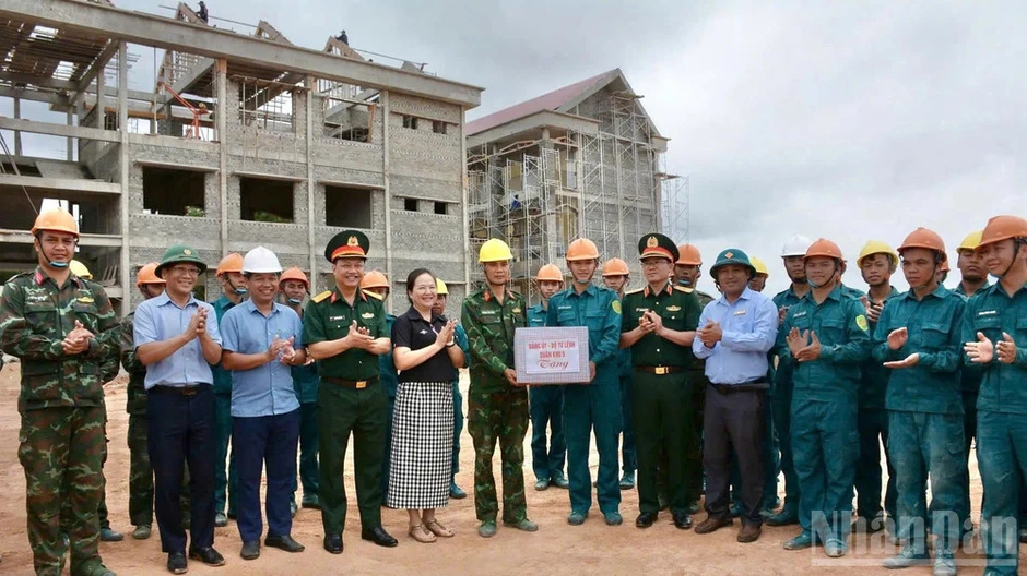 Tăng tốc thi công trường học vùng biên giới tỉnh Đắk Lắk Tăng tốc thi công trường học vùng biên giới tỉnh Đắk Lắk