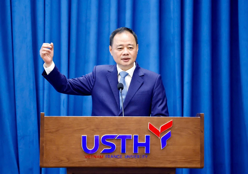 Tạo không gian kết nối học sinh với các cơ sở đào tạo khoa học và công nghệ Tạo không gian kết nối học sinh với các cơ sở đào tạo khoa học và công nghệ