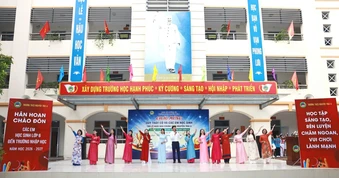 Tạo sự gắn kết của người học sau sáp nhập trường