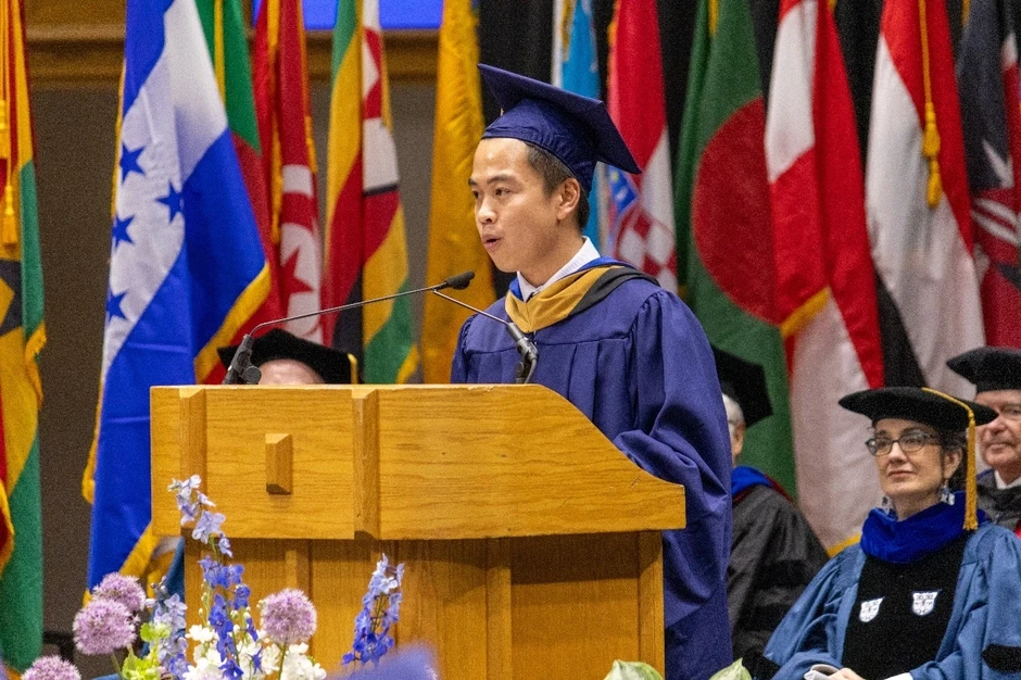 Thạc sĩ Việt gây xúc động tại Mỹ từng nhận học bổng gần 4 tỷ đồng Thạc sĩ Việt gây xúc động tại Mỹ từng nhận học bổng gần 4 tỷ đồng