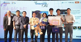Tham gia sân chơi học thuật, nam sinh lớp 11 “ẵm” học bổng 70% của Trường ĐH Hoa Sen