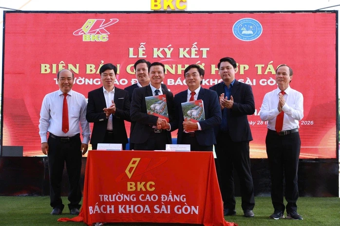 Thành công lớn nhất là trở thành niềm tự hào của cha mẹ Thành công lớn nhất là trở thành niềm tự hào của cha mẹ