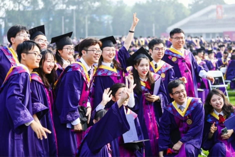 Thanh Hoa - từ trường dự bị đến 'đầu tàu' học thuật Trung Quốc Thanh Hoa - từ trường dự bị đến 'đầu tàu' học thuật Trung Quốc