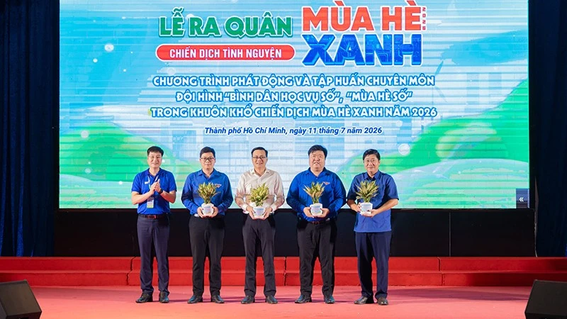 Thành phố Hồ Chí Minh: Hơn 1.400 thầy cô giáo tương lai ra quân thực hiện "Bình dân học vụ số” Thành phố Hồ Chí Minh: Hơn 1.400 thầy cô giáo tương lai ra quân thực hiện "Bình dân học vụ số”