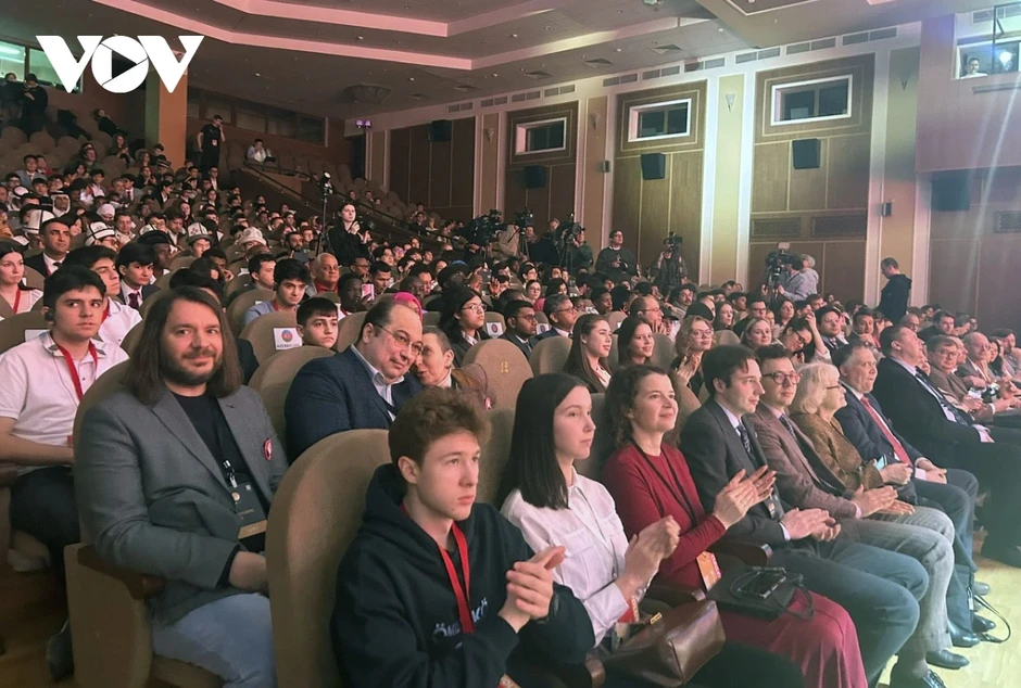 Thành tích của đội tuyển Việt Nam tại Olympic Hóa học Quốc tế Mendeleev lần thứ 60 Thành tích của đội tuyển Việt Nam tại Olympic Hóa học Quốc tế Mendeleev lần thứ 60