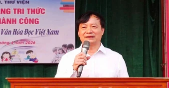 Thầy hiệu trưởng nói lý do xin trở lại bục giảng sau gần 20 năm làm quản lý